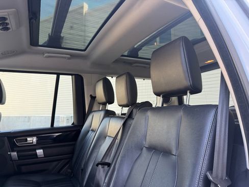 Used 2016 Land Rover LR4 HSE AWD/4WD image 17