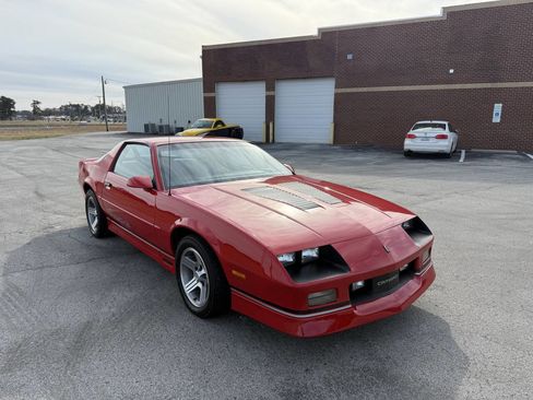 Used 1989 Chevrolet Camaro IROC-Z image 7