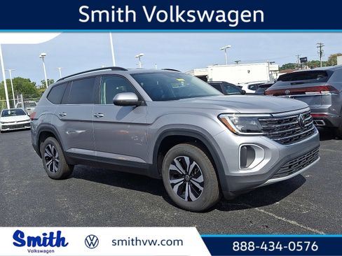 New 2026 Volkswagen Atlas SE image 1