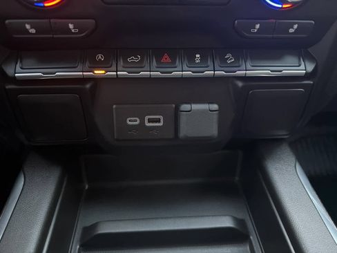 Used 2022 Chevrolet Silverado 1500 RST image 28