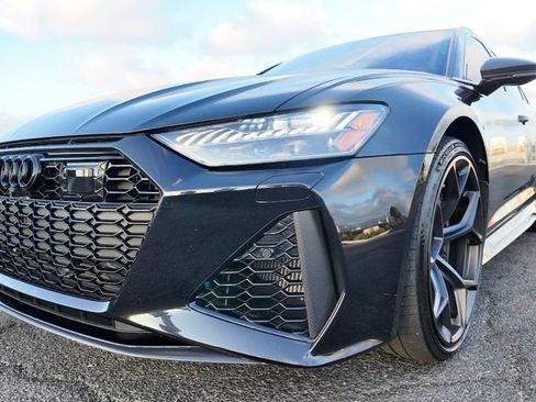 Used 2024 Audi RS 6 performance w/ Matte Carbon Package AWD/4WD image 30
