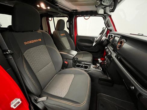 Used 2022 Jeep Gladiator Mojave w/ Trailer Tow Package image 27