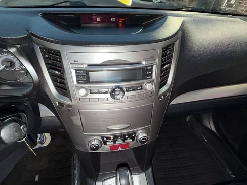 Used 2010 Subaru Legacy 2.5i Premium AWD/4WD image 12