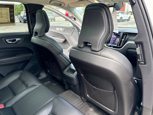 Certified 2023 Volvo XC60 B5 Core w/ Climate Package AWD/4WD image 38