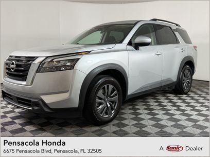 Used 2024 Nissan Pathfinder SV