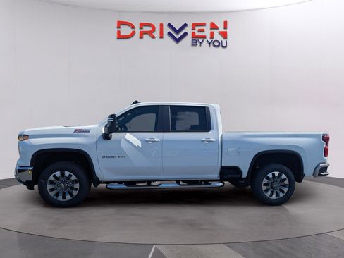 New 2026 Chevrolet Silverado 2500 LT w/ All Star Edition image 2