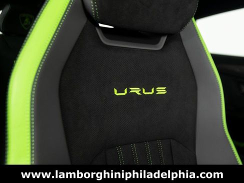 Used 2024 Lamborghini Urus Performante AWD/4WD image 37