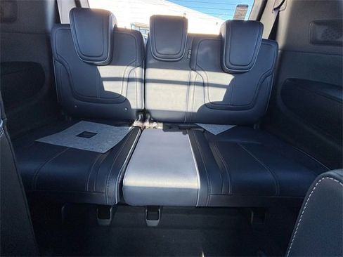 New 2026 INFINITI QX80 SPORT w/ Sport Exterior Package image 16