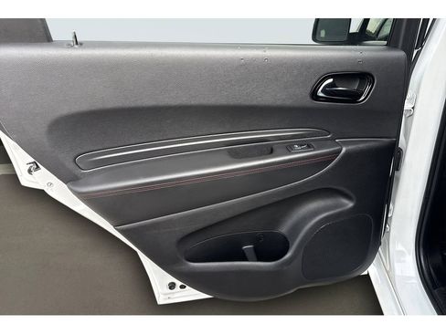 Used 2024 Dodge Durango GT AWD/4WD image 16