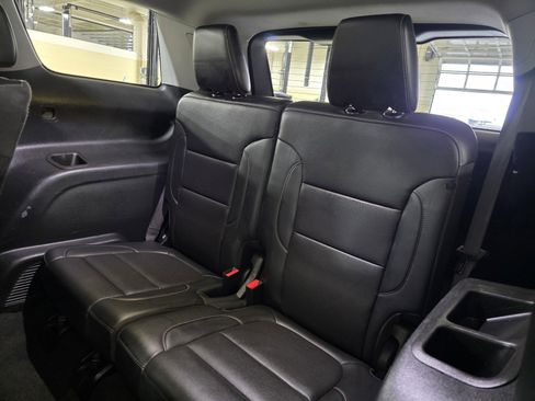 Used 2023 GMC Acadia SLT image 14