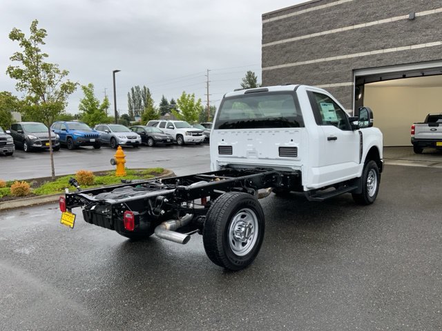 New 2025 Ford F350 XL w/ XL Chrome Package AWD/4WD image 4