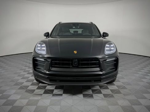 New 2026 Porsche Macan image 7