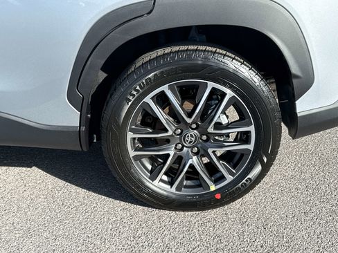 New 2026 Toyota Corolla Cross XLE w/ Convenience Package image 6