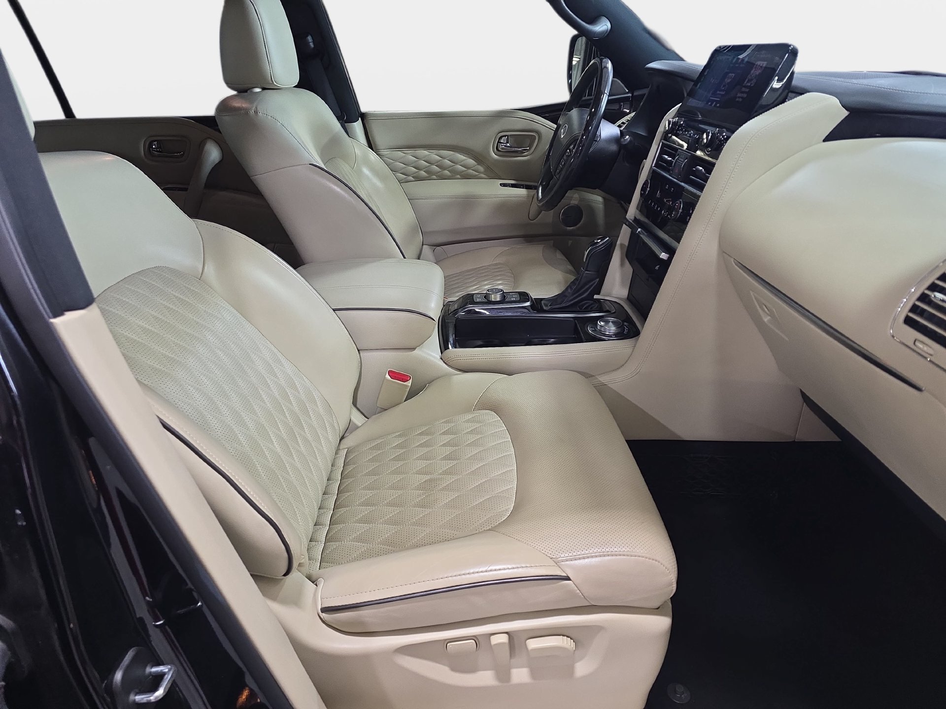 Certified 2024 INFINITI QX80 Sensory AWD/4WD image 10