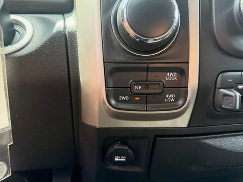 Used 2020 RAM 1500 Warlock AWD/4WD image 27