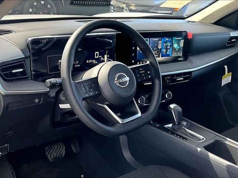 New 2026 Nissan Kicks S image 10