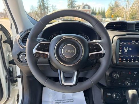 Used 2023 Jeep Renegade Latitude image 23