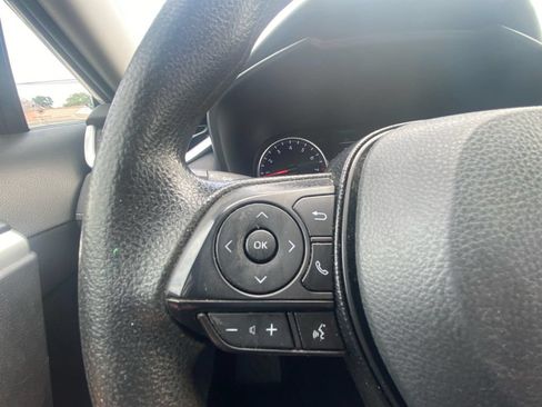 Used 2020 Toyota RAV4 LE w/ Carpet Mat Package AWD/4WD image 19