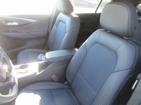 New 2026 Buick Envista Preferred FWD image 13
