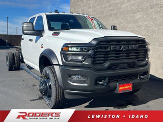 New 2026 RAM 4500 4x4 Crew Cab DRW video 1