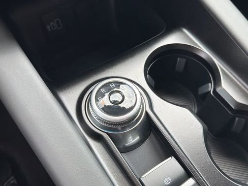 New 2026 Ford Explorer Active RWD image 30