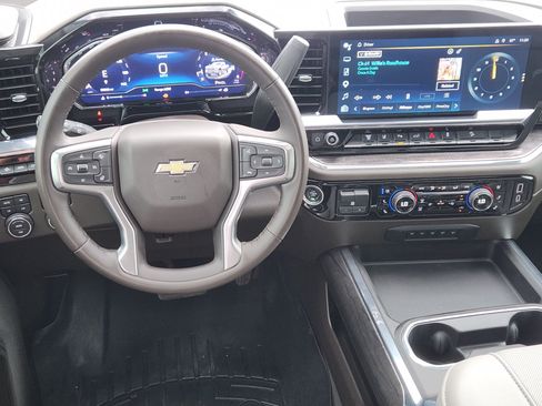 Used 2024 Chevrolet Silverado 2500 LTZ w/ LTZ Premium Package AWD/4WD image 28