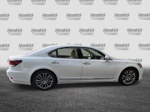 Used 2013 Lexus LS 460 w/ Comfort Pkg RWD image 10