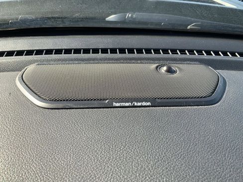 Used 2022 RAM 1500 Laramie AWD/4WD image 33