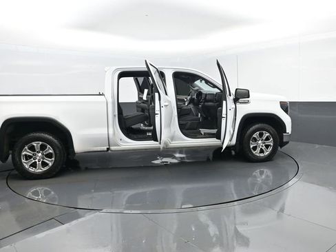 Used 2022 GMC Sierra 1500 SLE w/ X31 Off-Road Package image 28