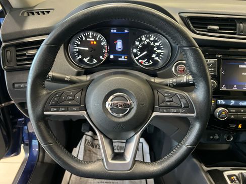 Used 2019 Nissan Rogue SV AWD/4WD image 21