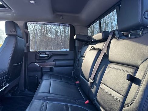 Used 2023 GMC Sierra 2500 Denali w/ Denali Ultimate Package image 18