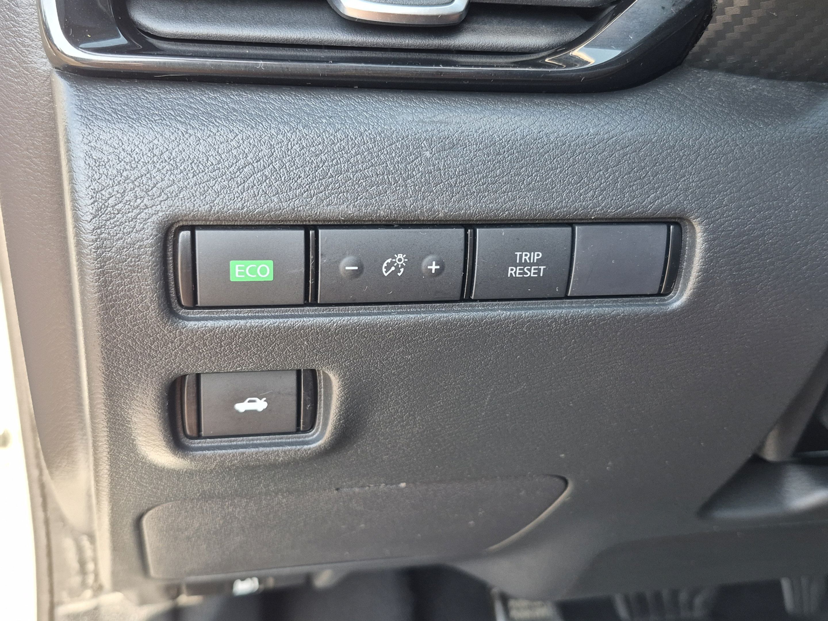 Certified 2023 Nissan Sentra SV FWD image 29