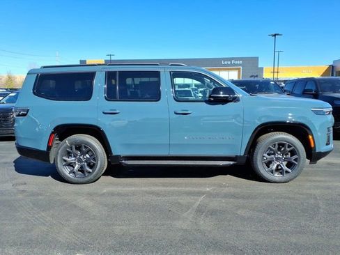 New 2026 Jeep Grand Wagoneer Limited w/ HD Trailer Tow Package AWD/4WD image 17