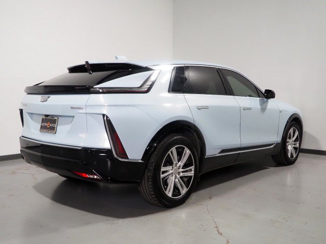 Used 2024 Cadillac Lyriq Tech AWD/4WD image 6