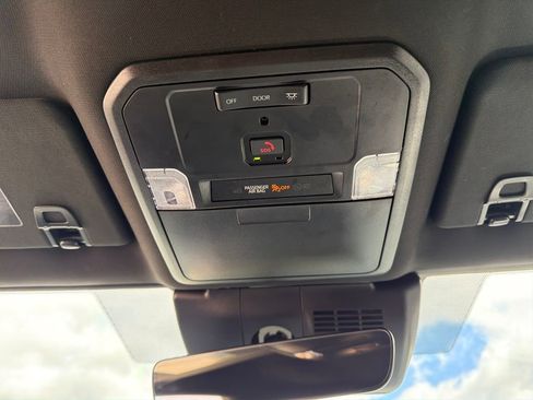 Used 2024 Toyota Tacoma TRD Off-Road image 34