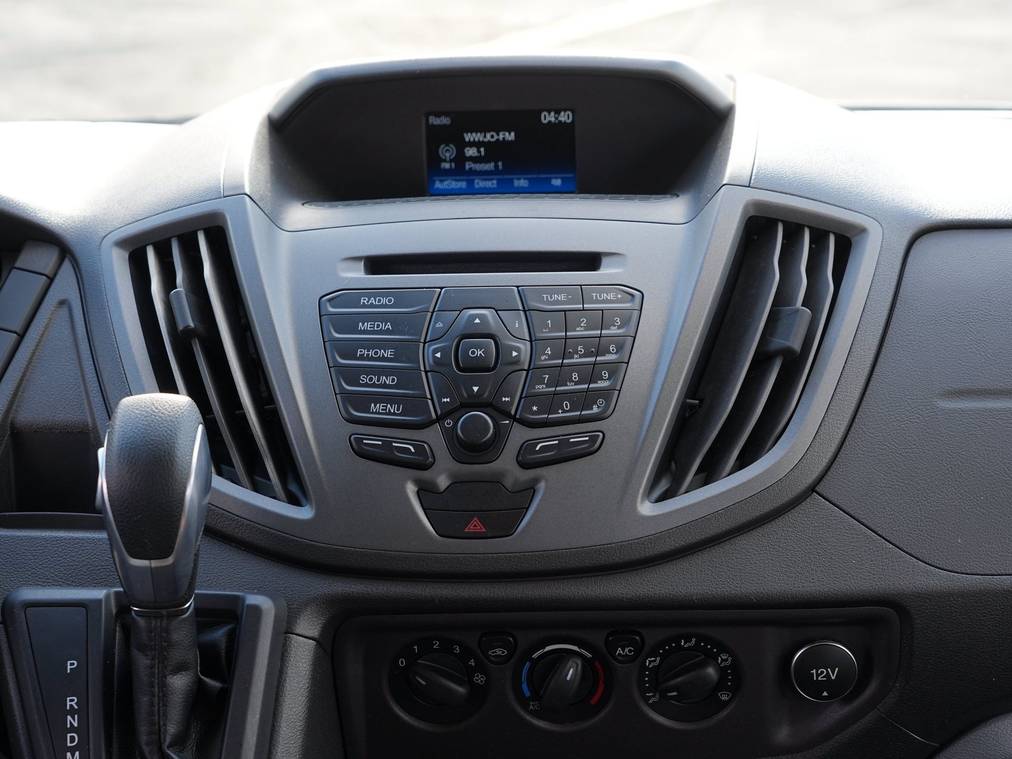 Used 2019 Ford Transit 150 XL RWD image 22