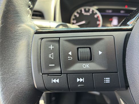 Used 2023 Nissan Rogue SL w/ SL Premium Package AWD/4WD image 45