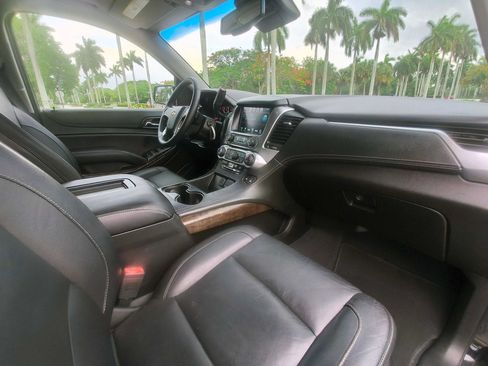Used 2019 Chevrolet Tahoe LT AWD/4WD image 39