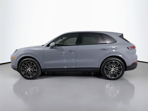 Used 2026 Porsche Cayenne Coupe AWD/4WD image 2