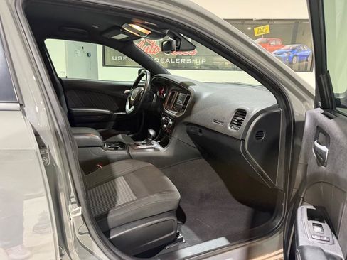 Used 2023 Dodge Charger SXT w/ Blacktop Package AWD/4WD image 14