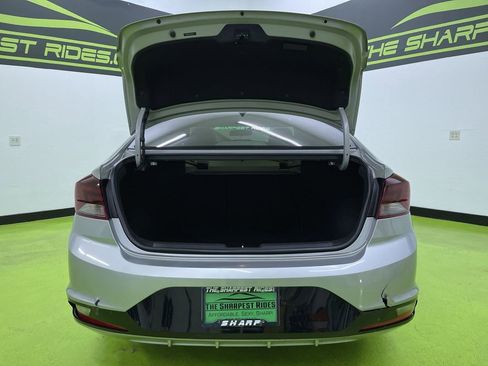 Used 2020 Hyundai Elantra SEL w/ Cargo Package (C1) FWD image 9