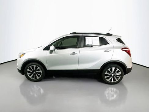 Used 2021 Buick Encore Preferred image 4