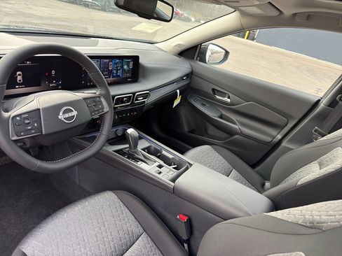 New 2026 Nissan Sentra SV w/ SV Convenience Package image 24