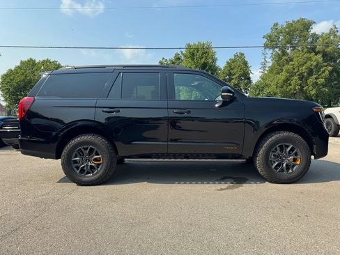 Used 2026 Ford Expedition Tremor AWD/4WD image 4