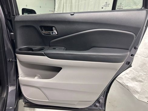 Used 2022 Honda Pilot Touring image 53