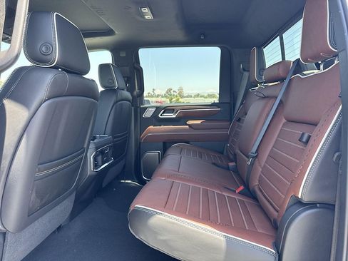 New 2026 GMC Sierra 2500 Denali Ultimate w/ Max Trailering Package AWD/4WD image 25