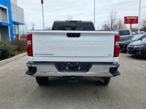 Used 2025 Chevrolet Silverado 2500 LT w/ Convenience Package image 11