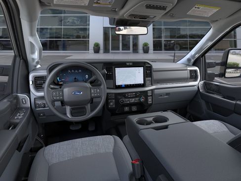 New 2026 Ford F250 XLT w/ XLT Premium Package AWD/4WD image 30