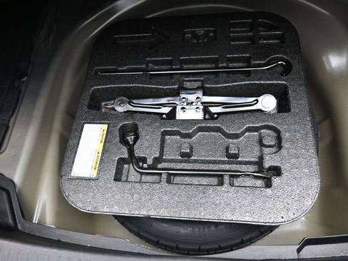 Certified 2024 Toyota Corolla SE FWD image 22