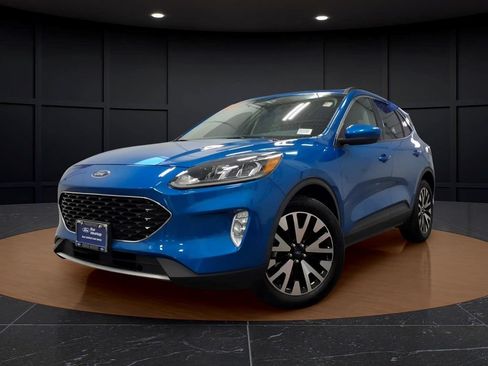 Certified 2020 Ford Escape SEL AWD/4WD image 3